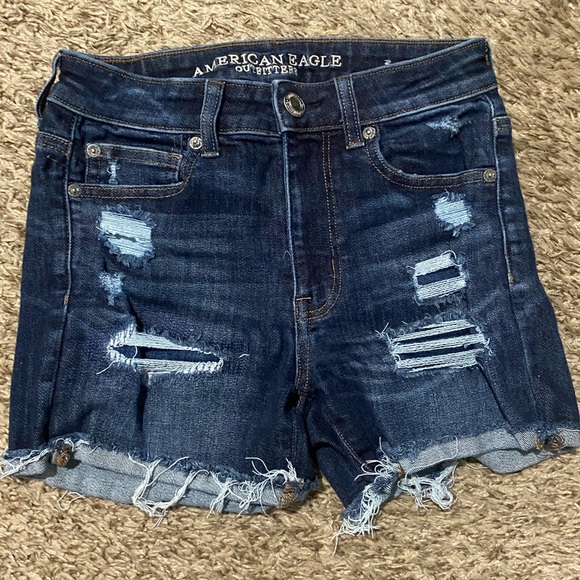 American Eagle Shorts - Picture 1 of 3